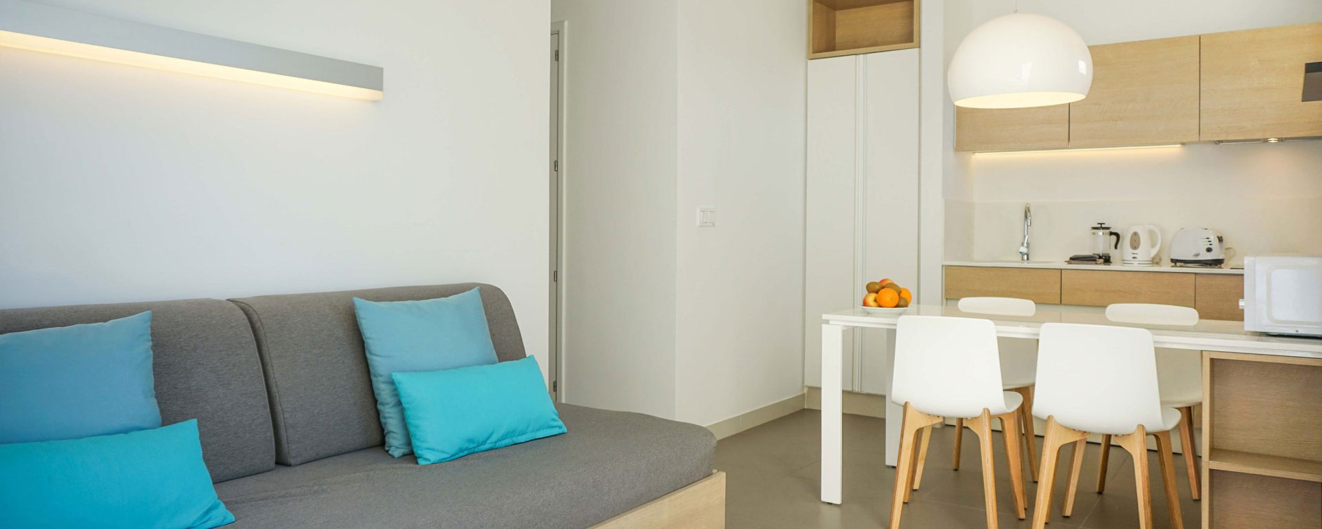 Comfort 2 Bed | 1 Bath - No View image