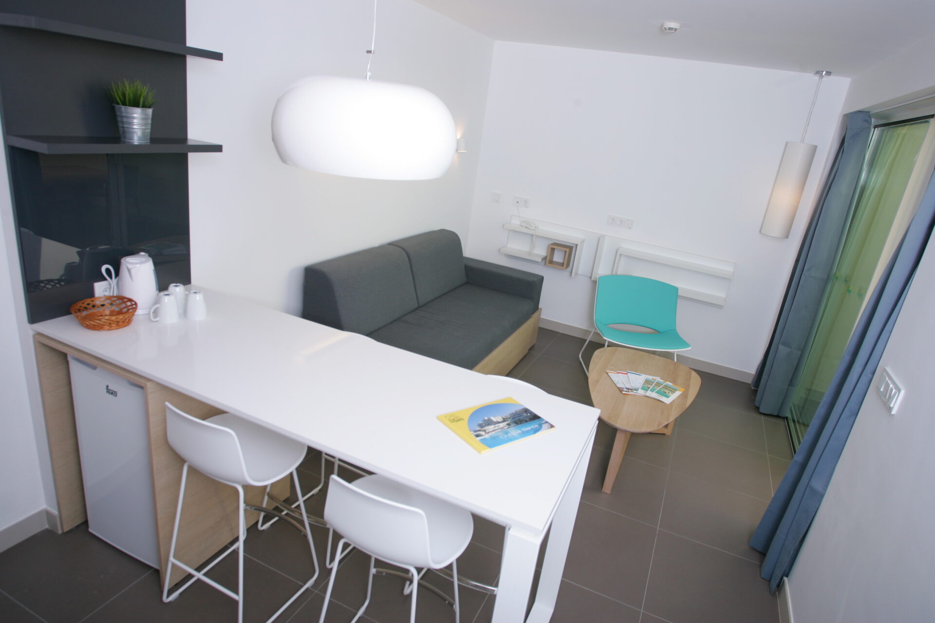 Comfort 1 Bedroom | 1 Bathroom - No View image