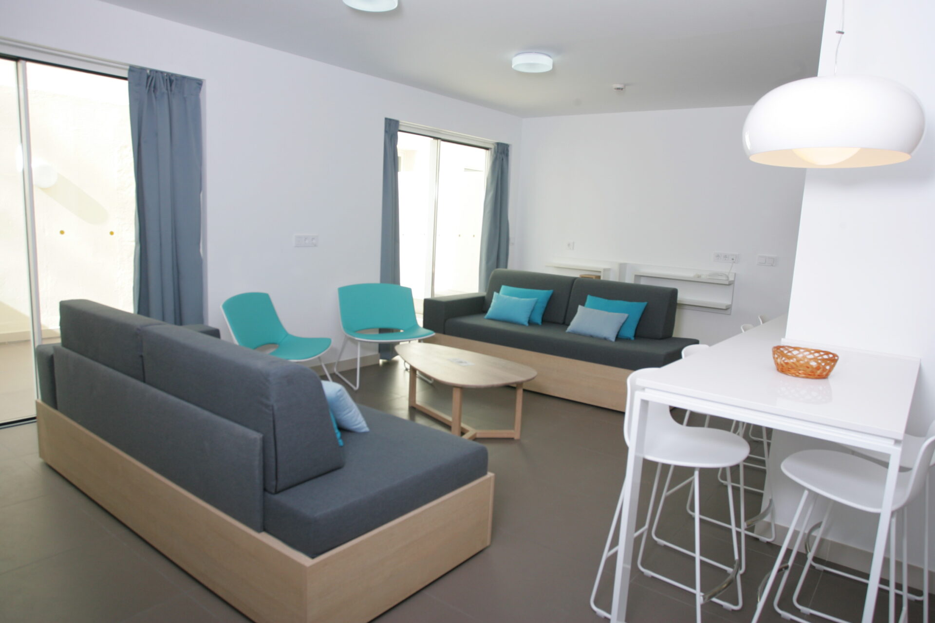 Comfort 2 Bed | 2 Bath - With View image