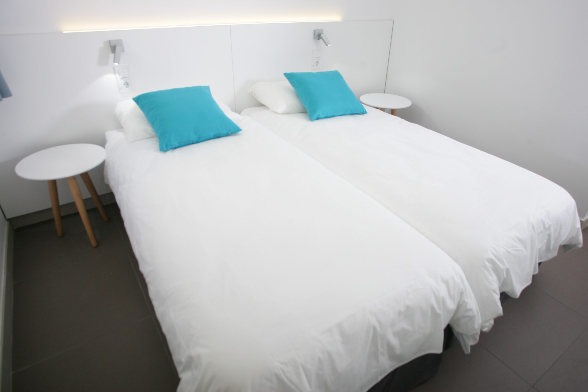 Comfort 2 Bed | 2 Bath - With View image