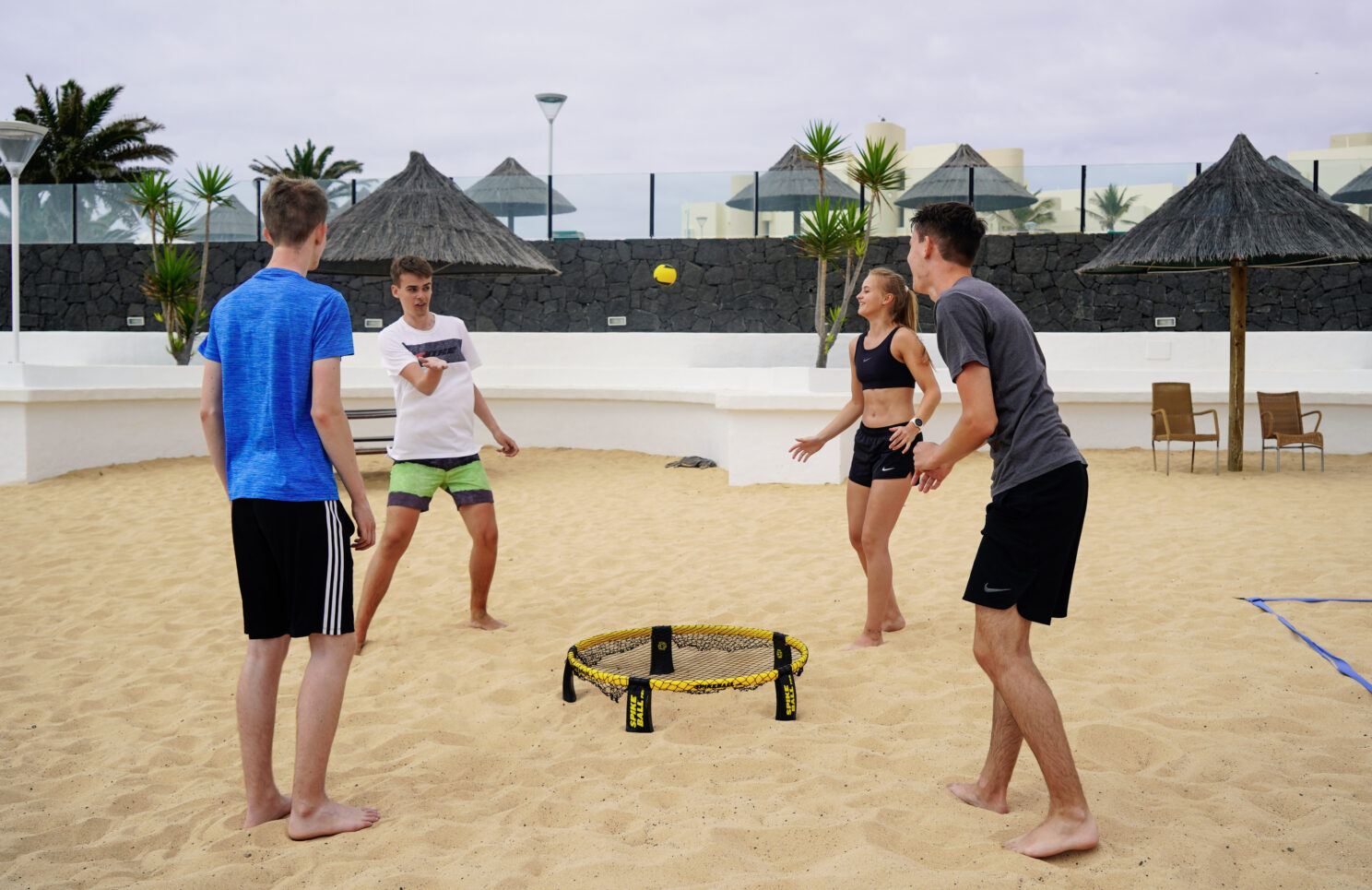 Spikeball