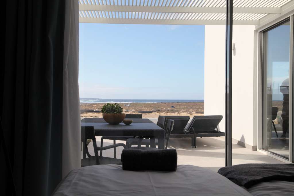 Luxury Suites 3 Bed | 4 Bath - With Sea View image